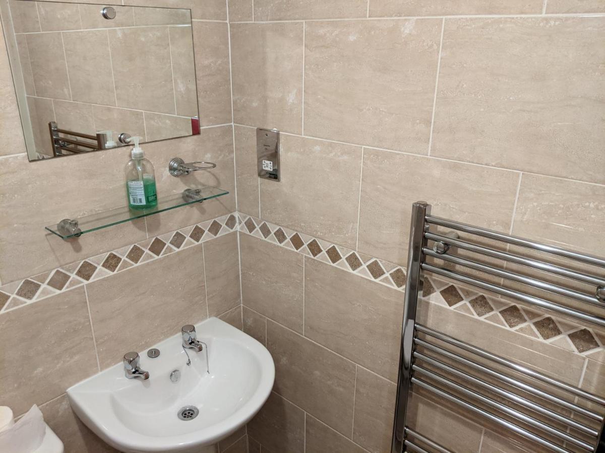 Endeavour Cottage Whitby Sleeps 6 ภายนอก รูปภาพ