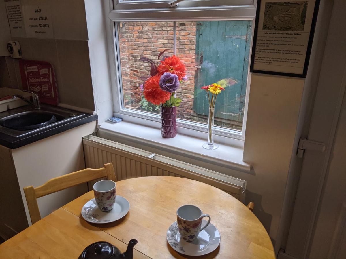 Endeavour Cottage Whitby Sleeps 6 ภายนอก รูปภาพ