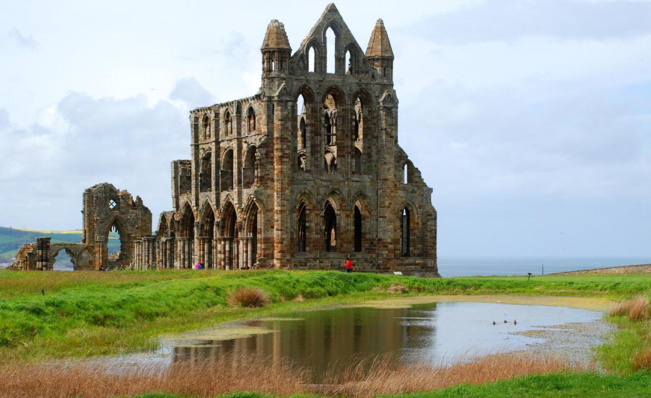 Endeavour Cottage Whitby Sleeps 6 ภายนอก รูปภาพ