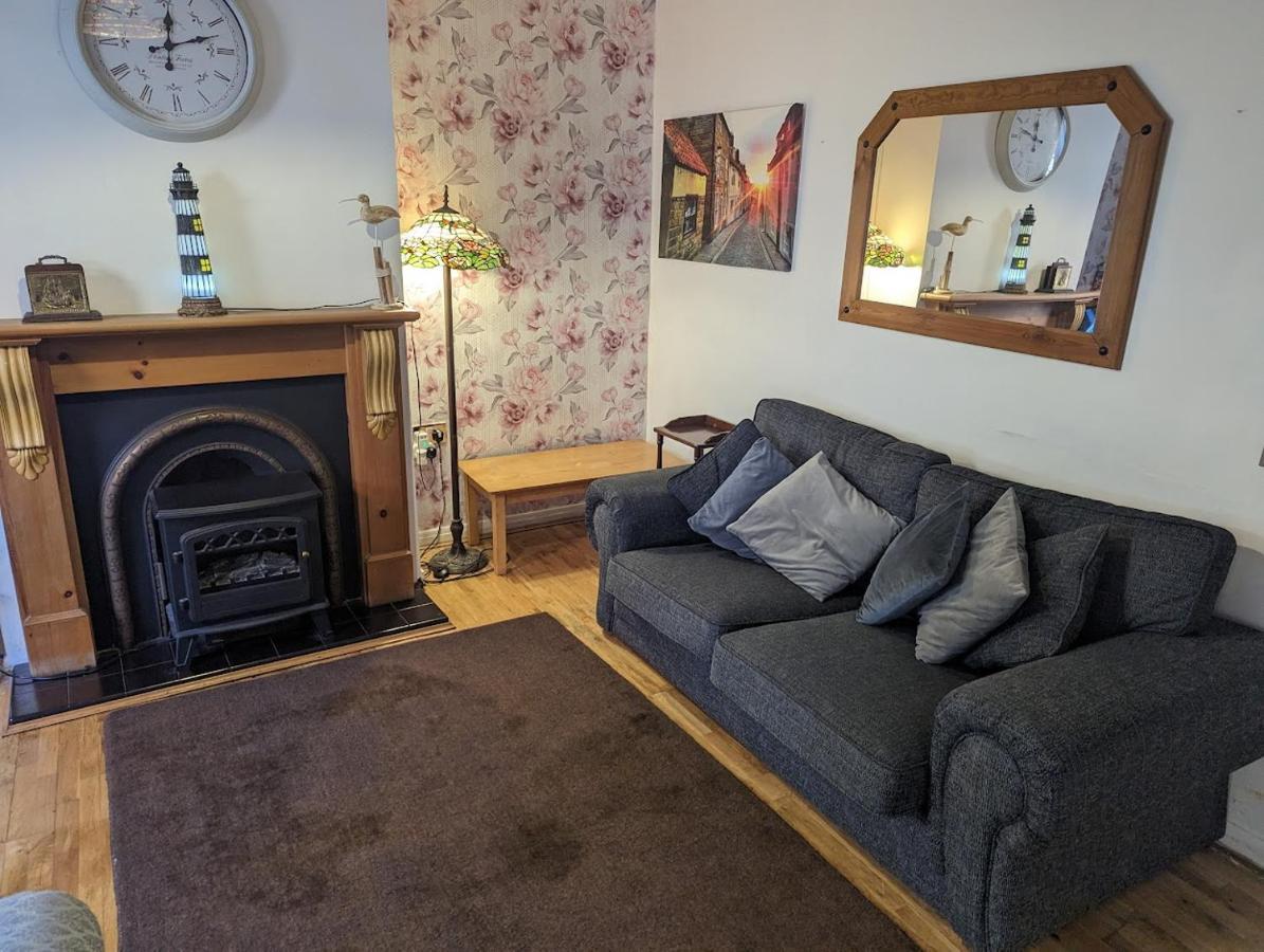 Endeavour Cottage Whitby Sleeps 6 ภายนอก รูปภาพ