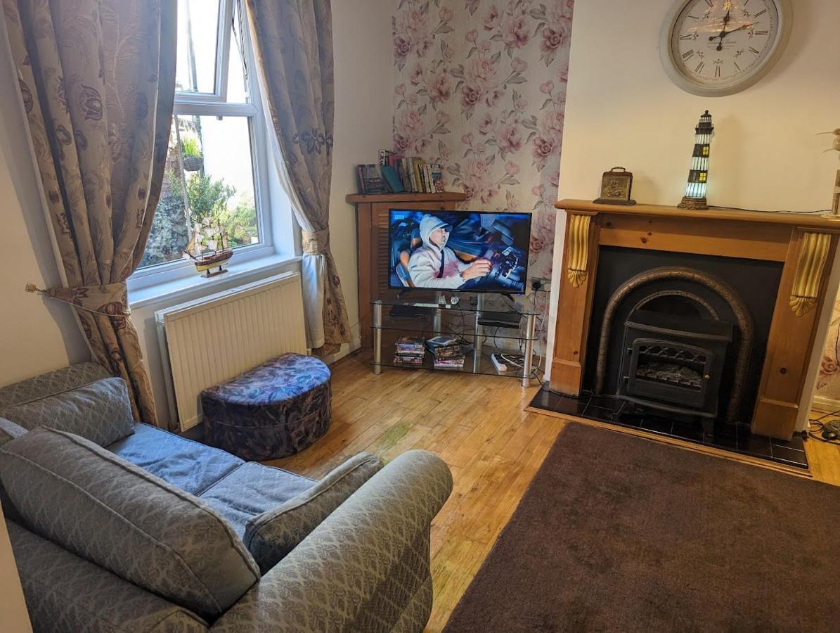 Endeavour Cottage Whitby Sleeps 6 ภายนอก รูปภาพ